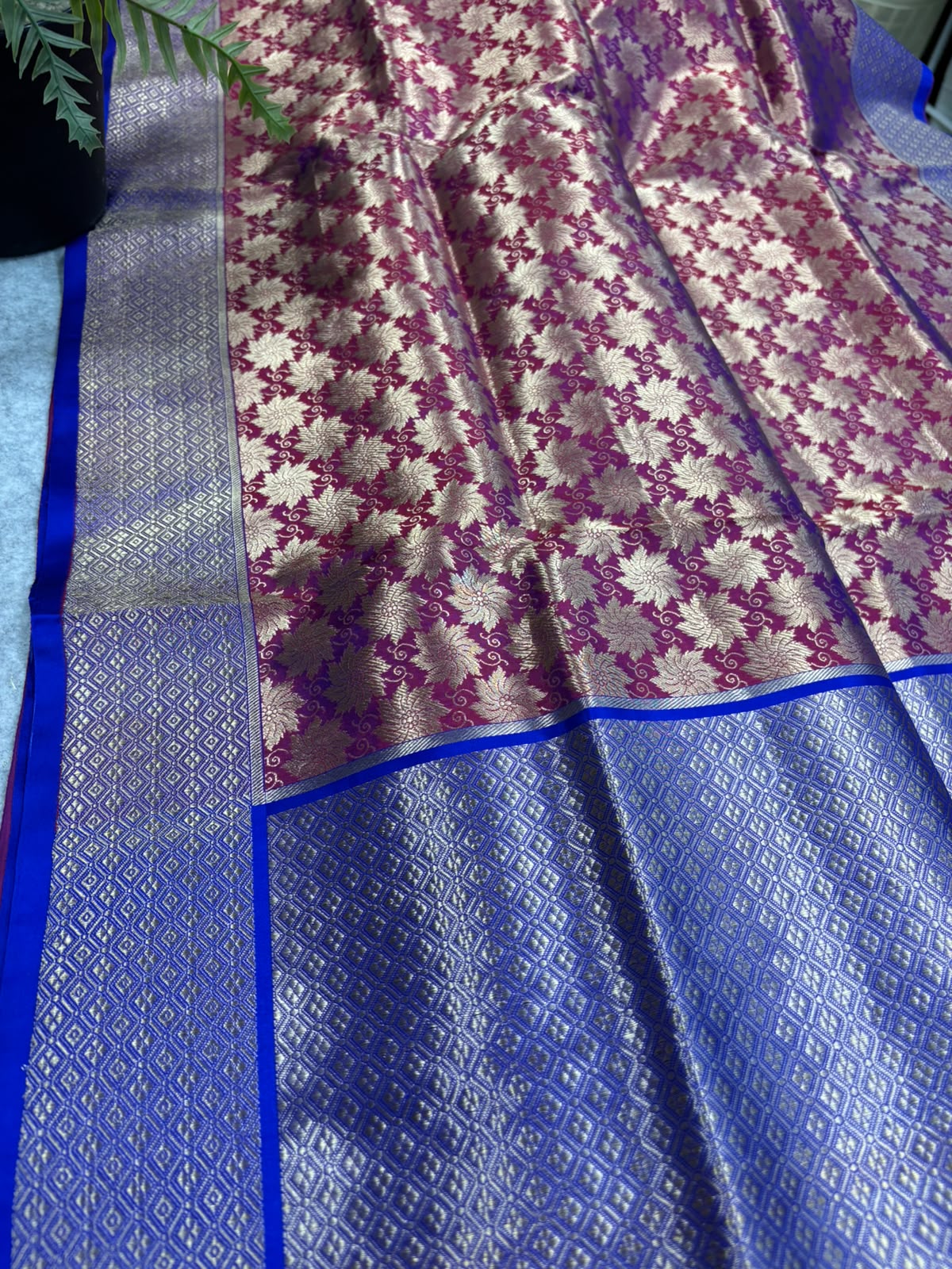 Purple Handloom Banarasi Pure Katan Silk Brocade Flower Design Saree
