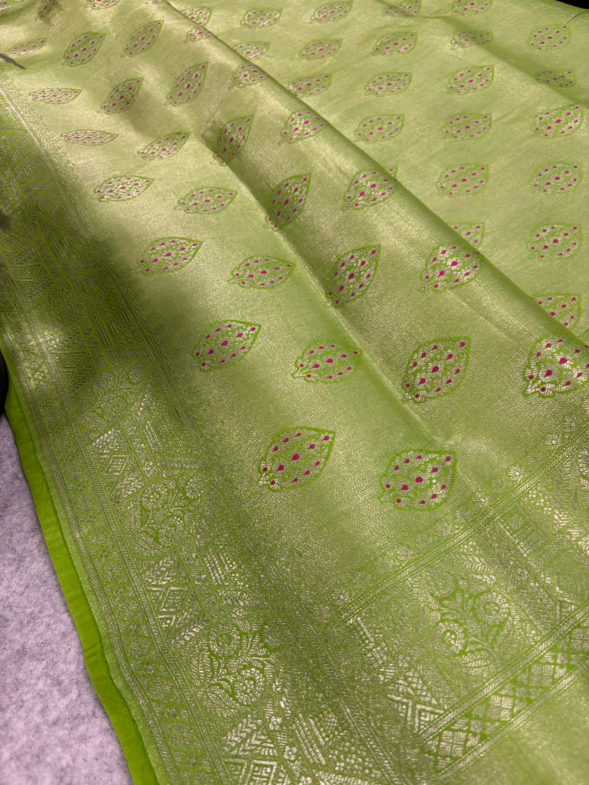 Green Handloom Banarasi Pure Mashru Silk Brocade Flower Design Saree