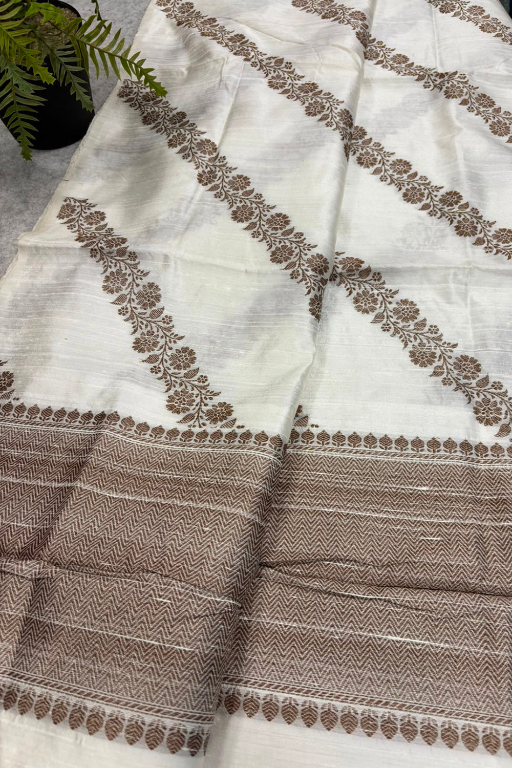 Dyeable Banarasi Raw Silk Saree Flower Design Handloom India