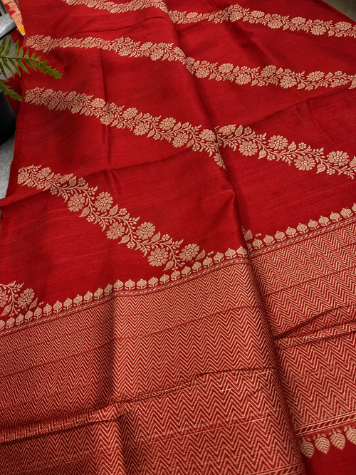 Red Banarasi Raw Silk Saree Flower Design Handloom India