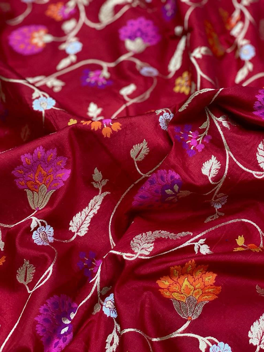 Red Banarasi Handloom Pure Katan Silk Meenakari Saree - Luxurion World