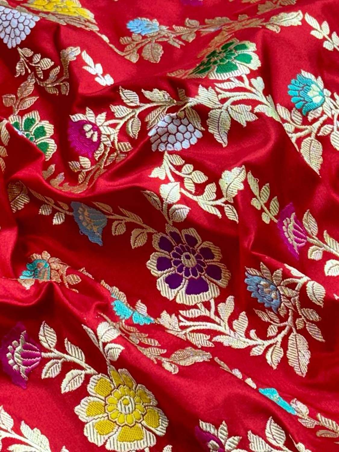 Elegant Red Banarasi Handloom Pure Katan Silk Kadwa Meenakari Saree - Luxurion World