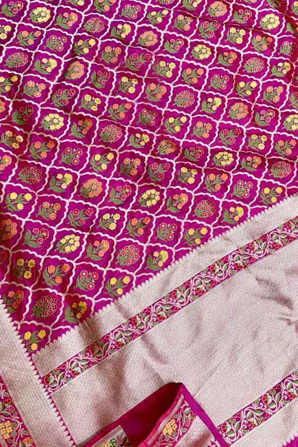 Exquisite Pink Banarasi Meenakari Silk Saree - Luxurion World