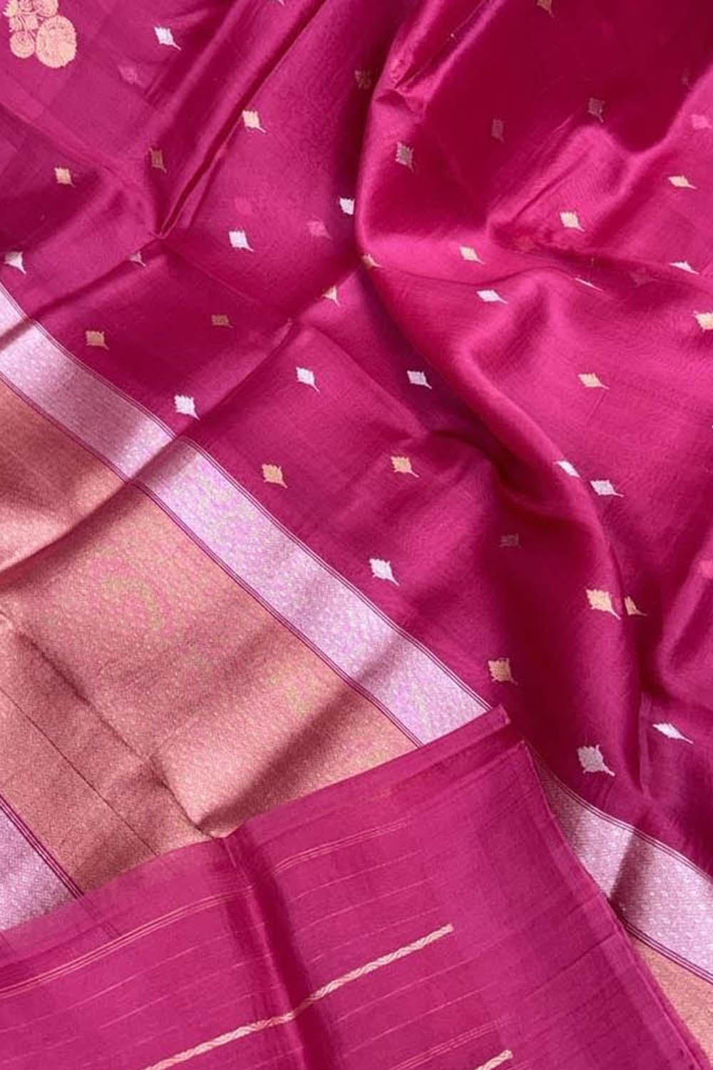 Exquisite Pink Handloom Banarasi Pure Kora Silk Saree - Luxurion World