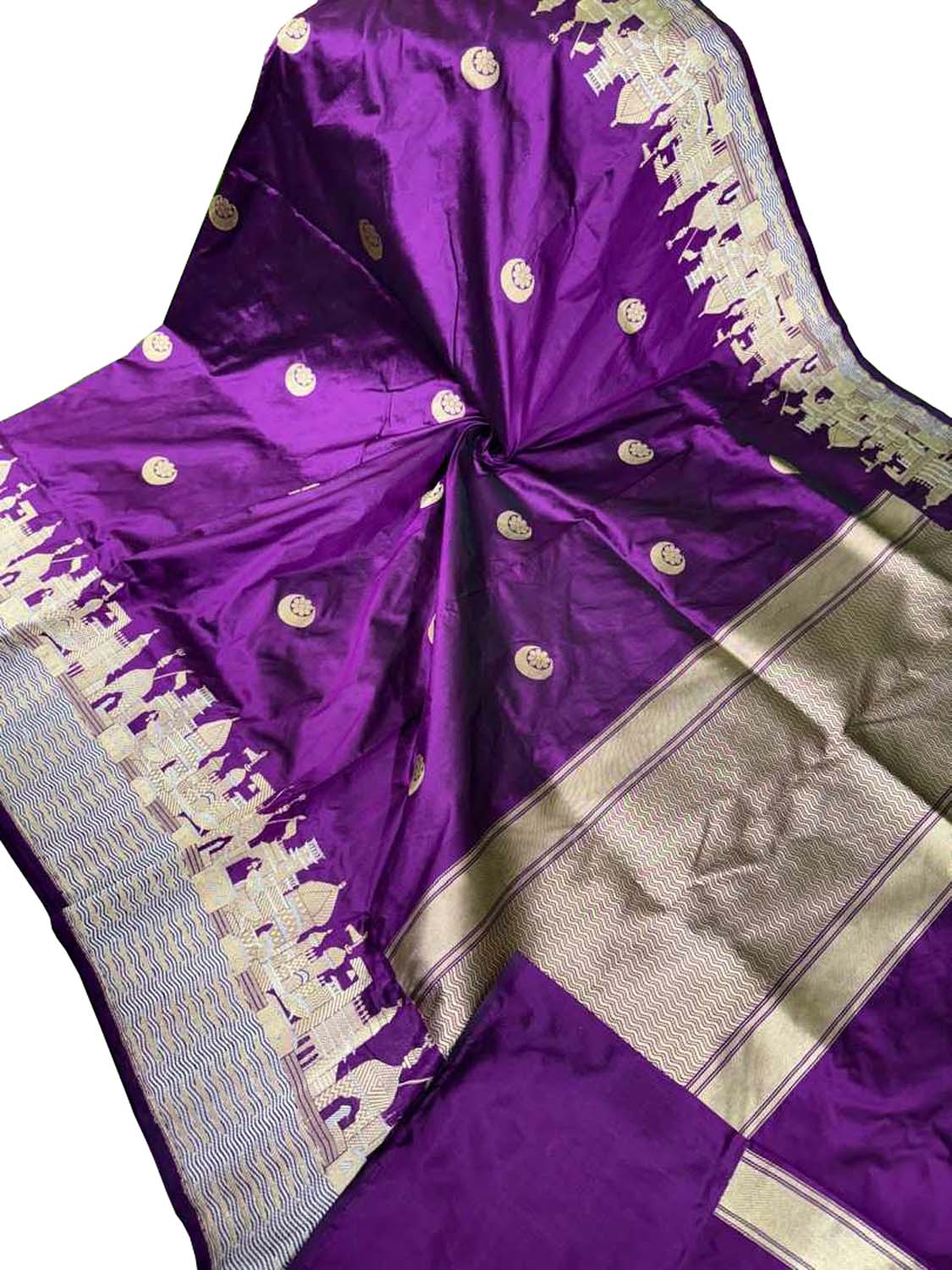 Regal Purple Banarasi Silk Saree: Elegant Handloom Design - Luxurion World