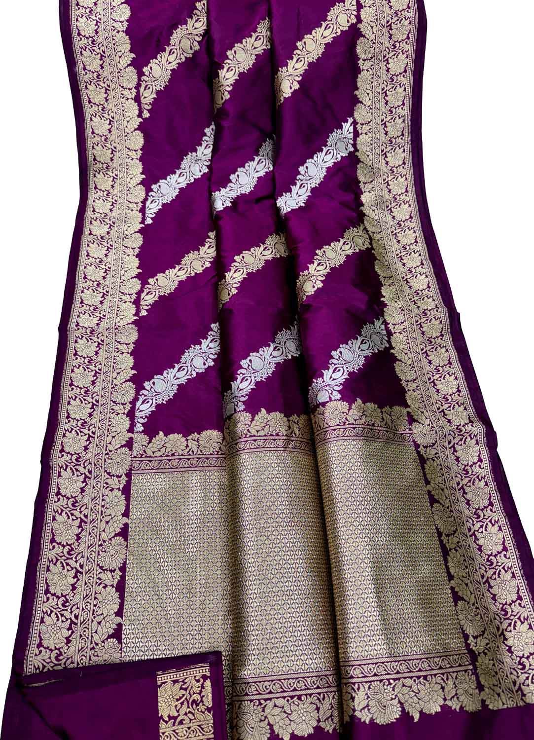 Exquisite Purple Banarasi Silk Saree - Handloom Katan - Luxurion World