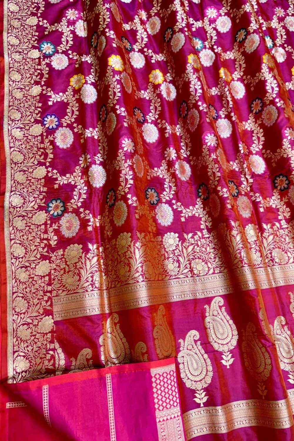 Exquisite Pink Handloom Banarasi Meenakari Silk Saree - Luxurion World