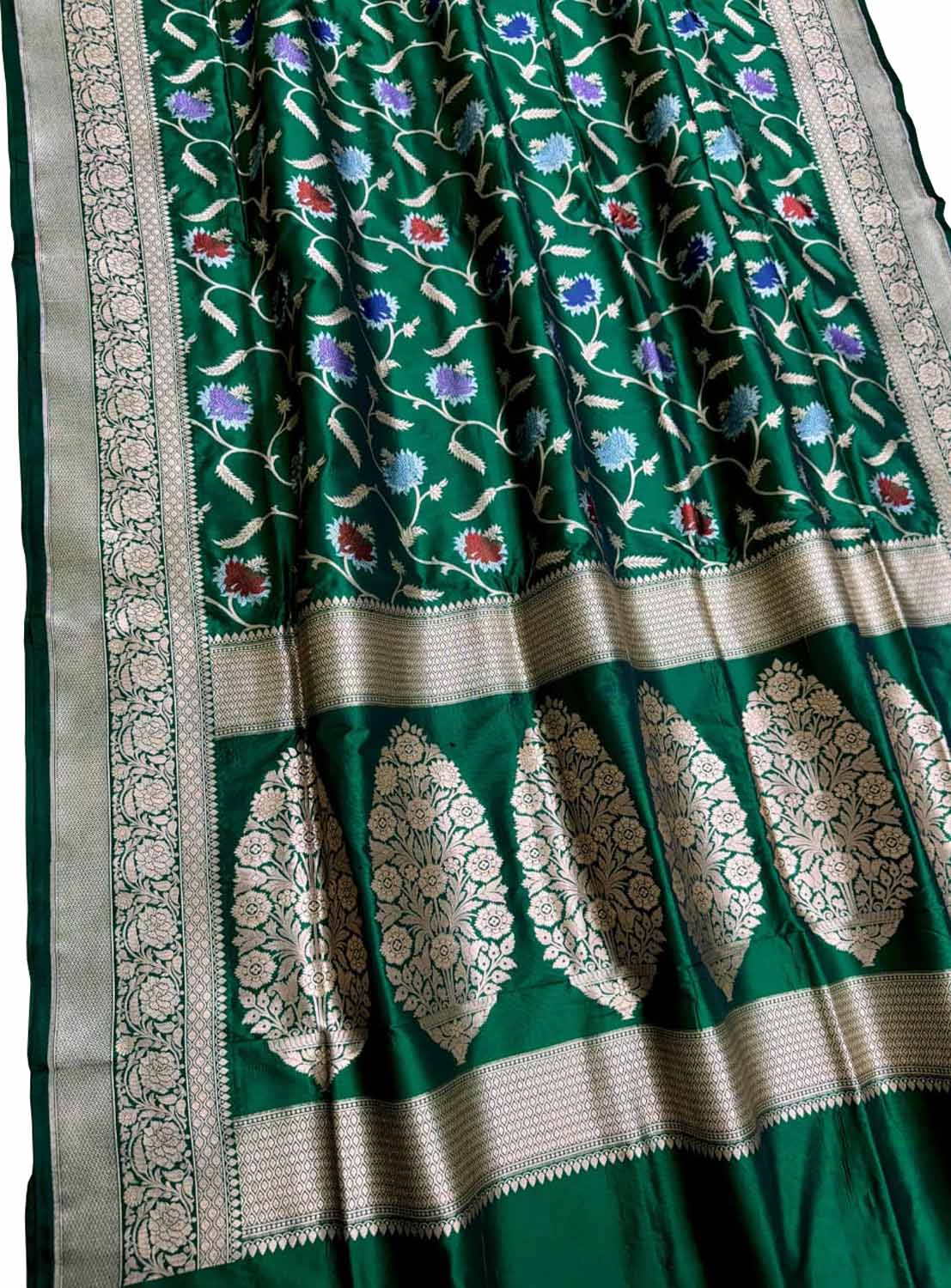 Exquisite Green Handloom Banarasi Meenakari Silk Saree - Luxurion World