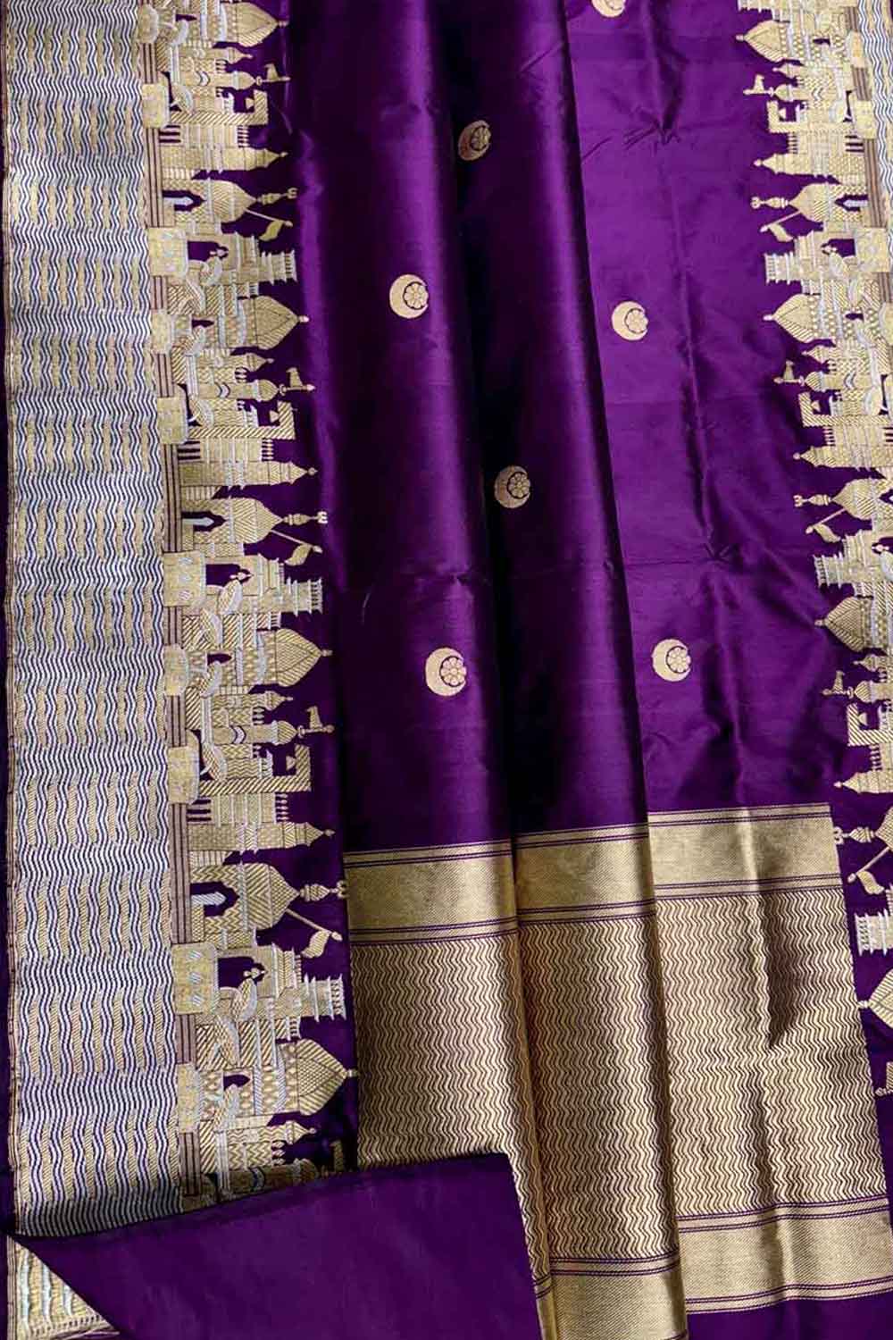 Exquisite Purple Banarasi Handloom Pure Katan Silk Ghat Design Saree - Luxurion World