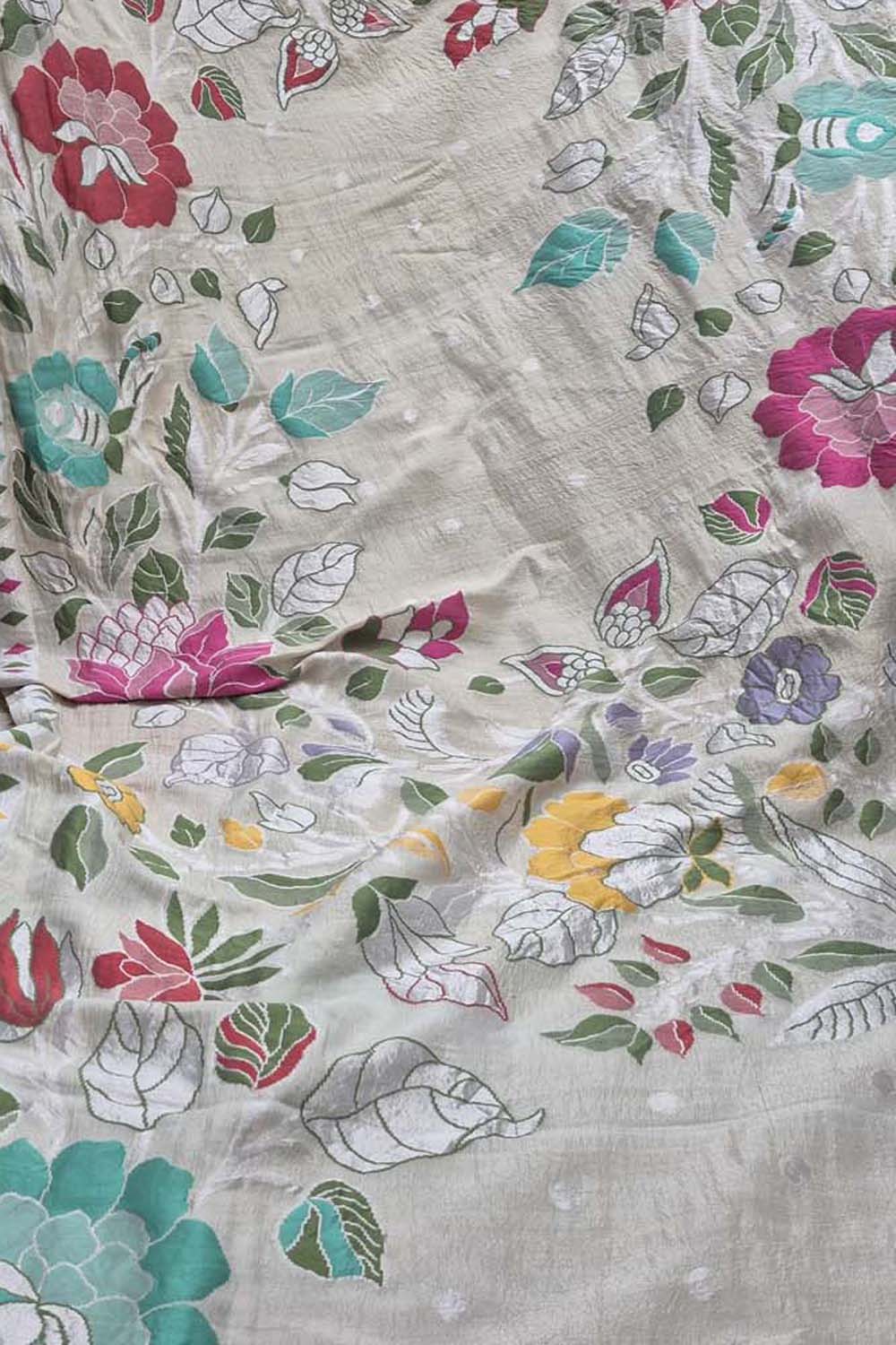 Exquisite Dyeable Banarasi Handloom Pure Tussar Georgette Meenakari Saree - Luxurion World