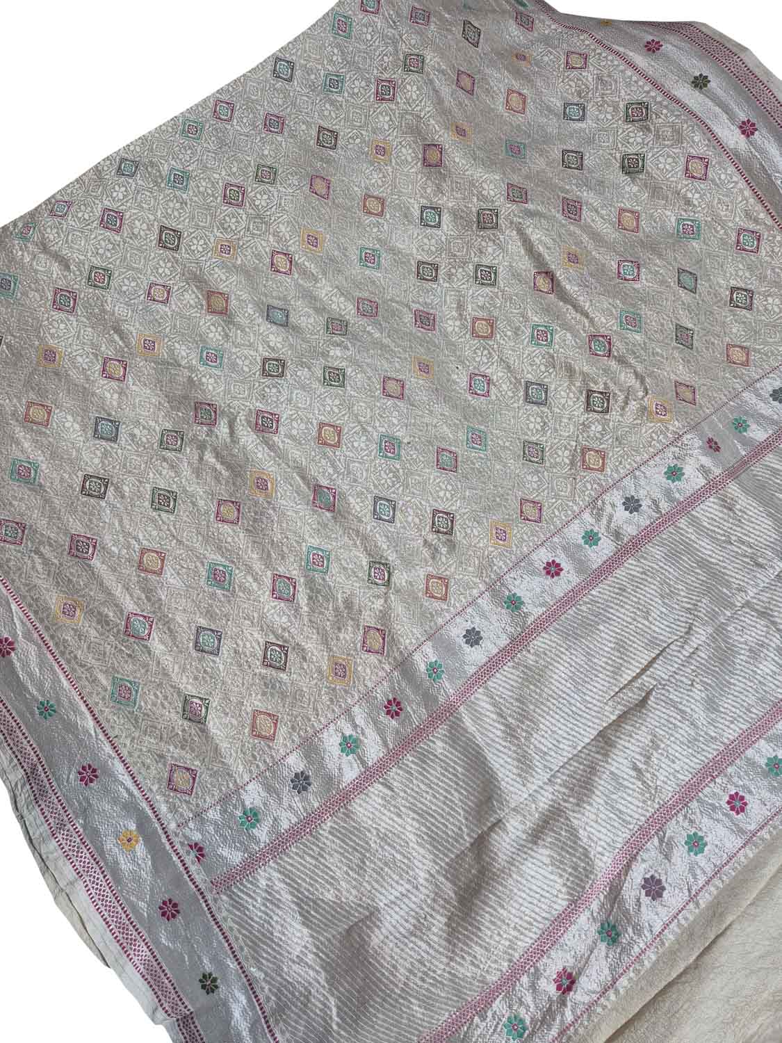 Exquisite Dyeable Banarasi Handloom Pure Tussar Georgette Meenakari Saree - Luxurion World