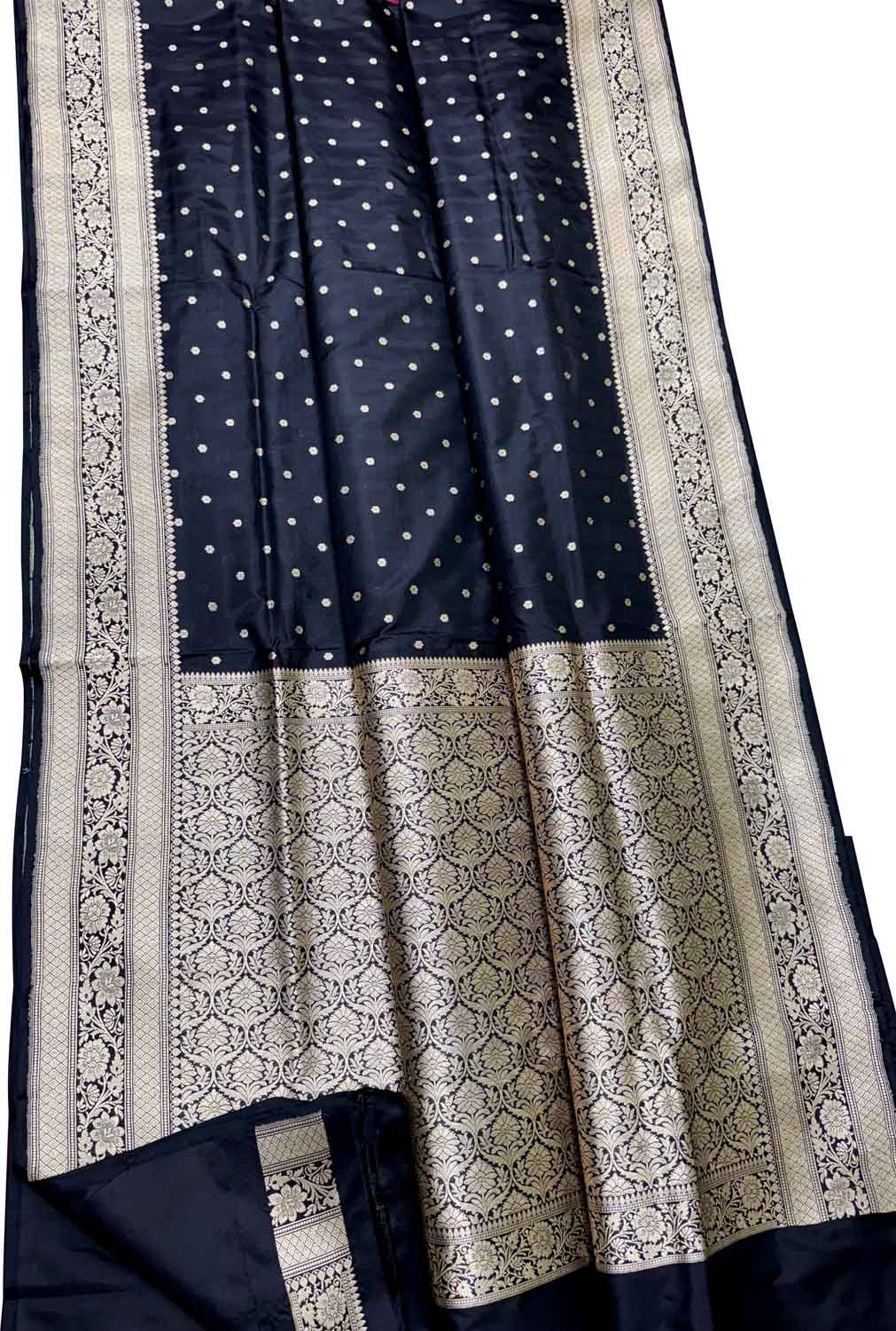 Exquisite Black Banarasi Handloom Pure Katan Silk Small Booti Design Saree - Luxurion World