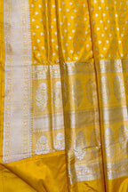 Yellow Banarasi Handloom Pure Katan Silk Flower Design Saree - Luxurion World