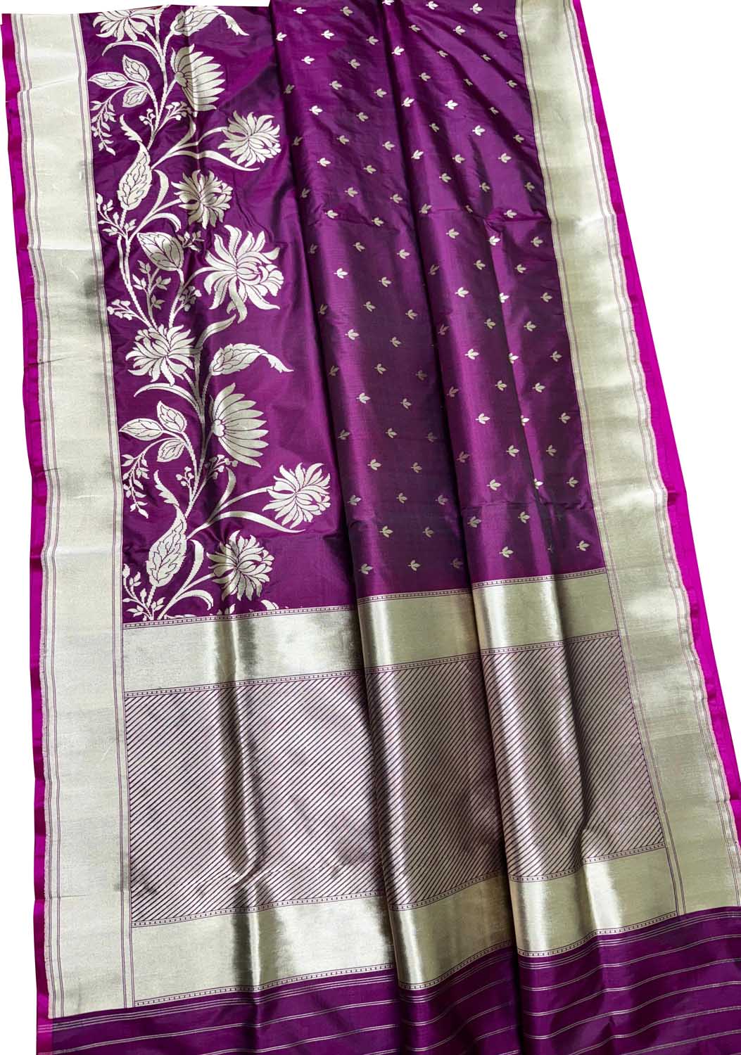 Exquisite Purple Banarasi Handloom Pure Katan Silk Flower Design Saree - Luxurion World