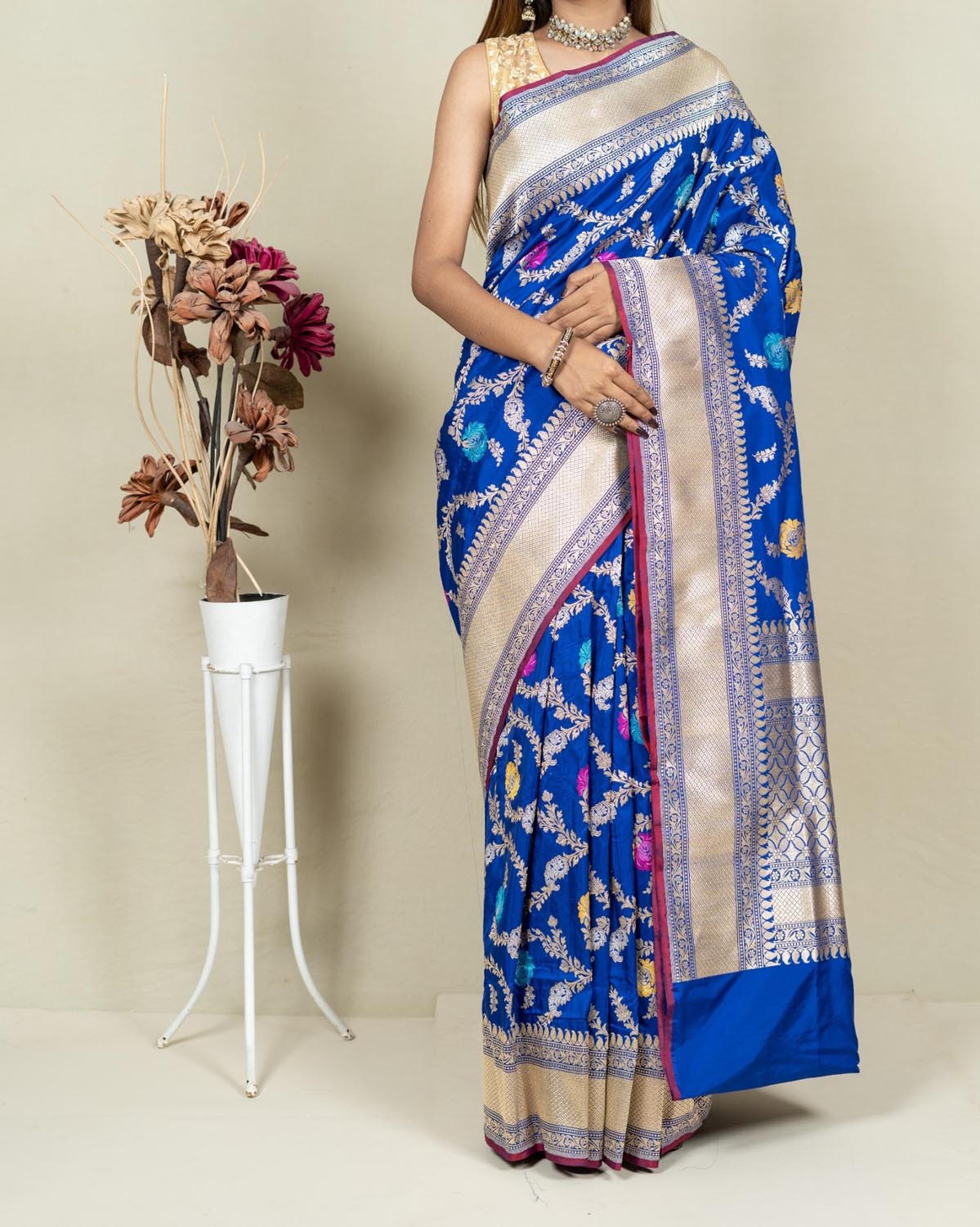 Elegant Blue Banarasi Handloom Meenakari Pure Katan Silk Jangla Kadwa Weaved Saree - Luxurion World