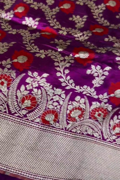 Elegant Purple Banarasi Handloom Meenakari Pure Katan Silk Weaved Jaal Work Saree - Luxurion World