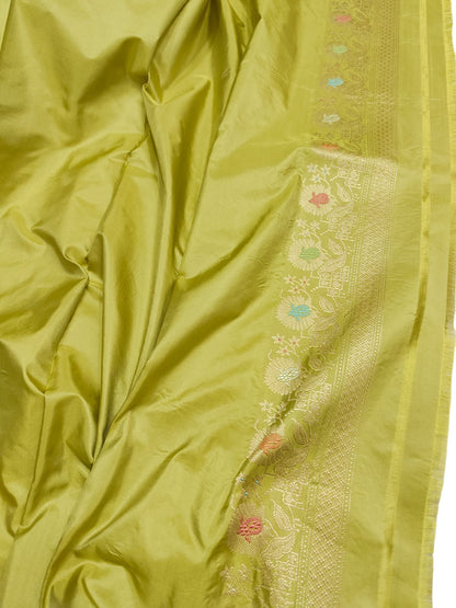Green Banarasi Handloom Pure Katan Silk Kadwa Meenakari Saree - Luxurion World