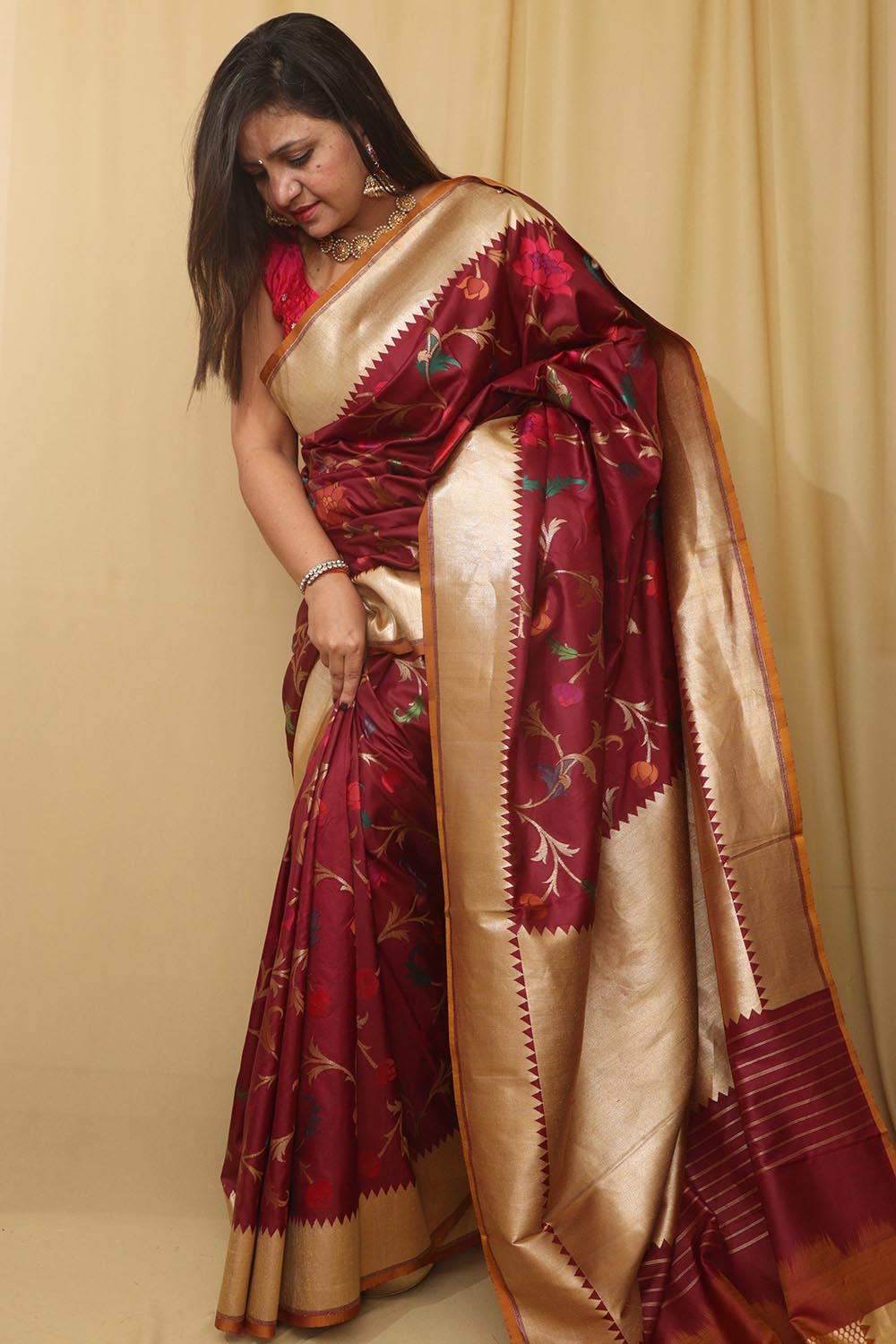 Exquisite Wine Banarasi Handloom Pure Katan Silk Meenakari Saree - Luxurion World