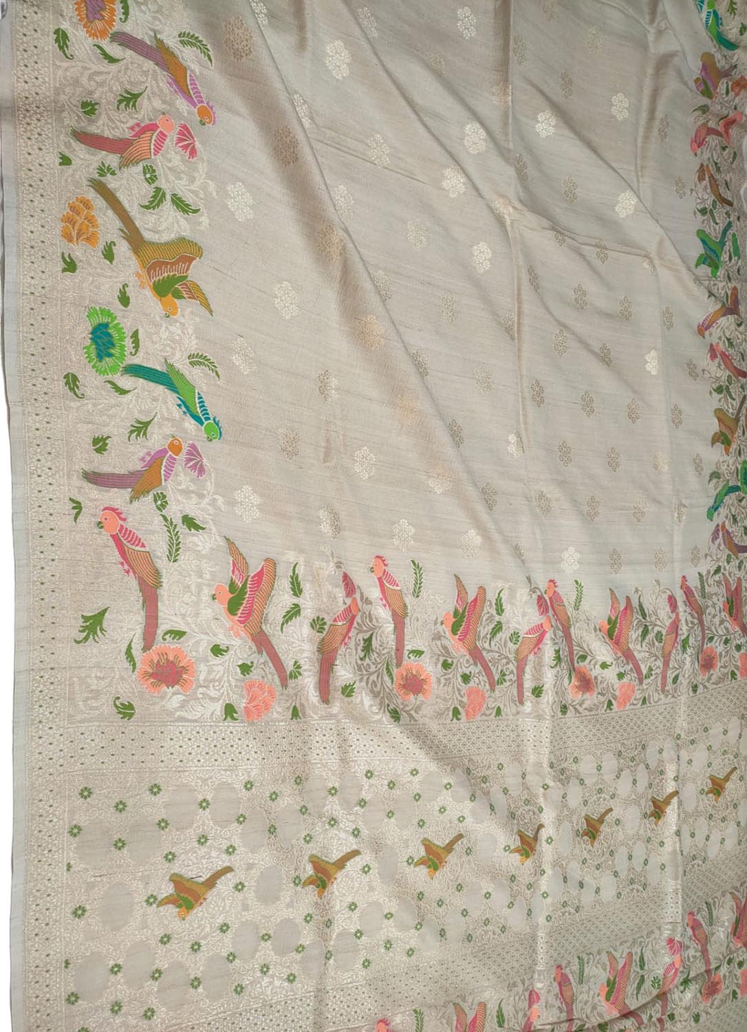 Dazzling Dyeable Handloom Banarasi Tussar Silk Meenakari Saree - Luxurion World