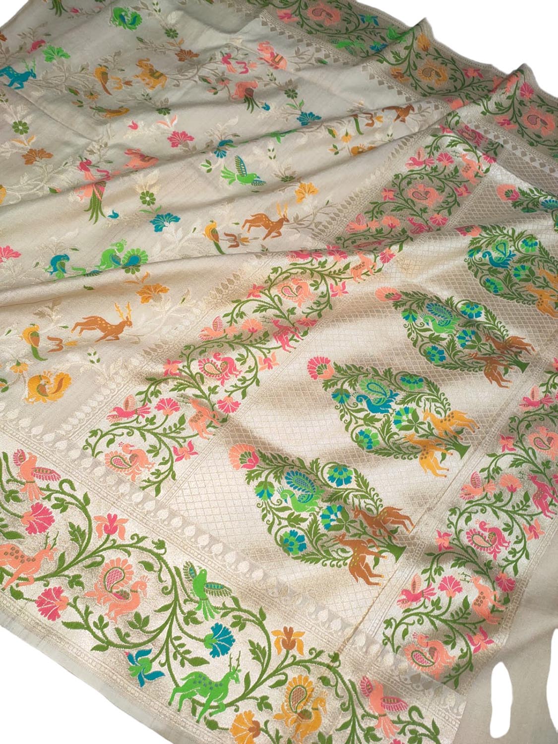Dazzling Dyeable Handloom Banarasi Tussar Silk Meenakari Saree - Luxurion World