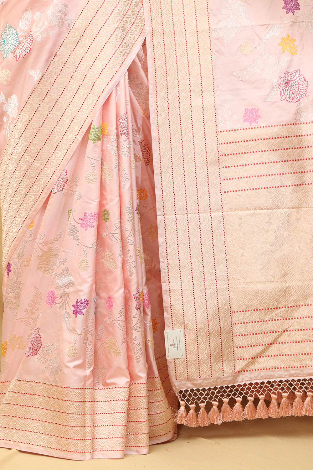 Exquisite Pink Banarasi Handloom Pure Katan Silk Saree - Luxurion World