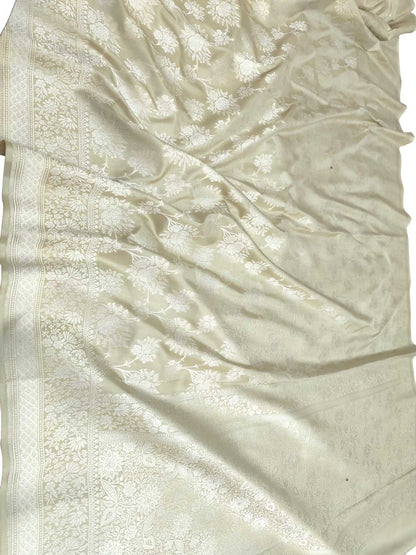 Elegant Pastel Banarasi Handloom Silver Zari Saree - Luxurion World