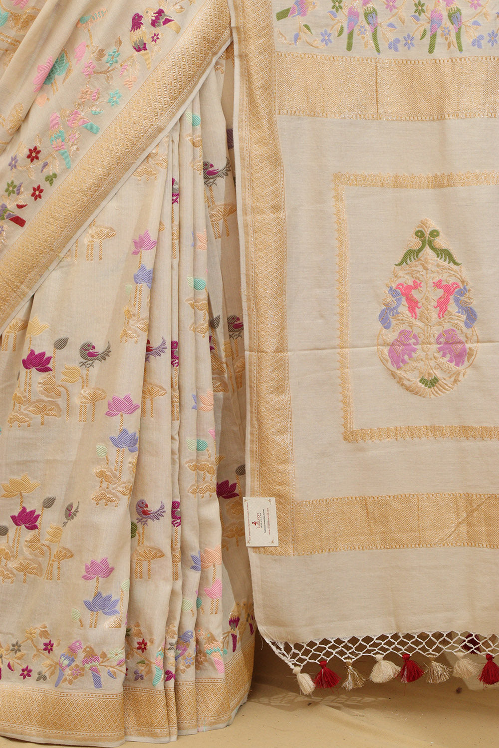Dyeable Handloom Banarasi Pure Moonga Silk Meenakari Saree - Luxurion World