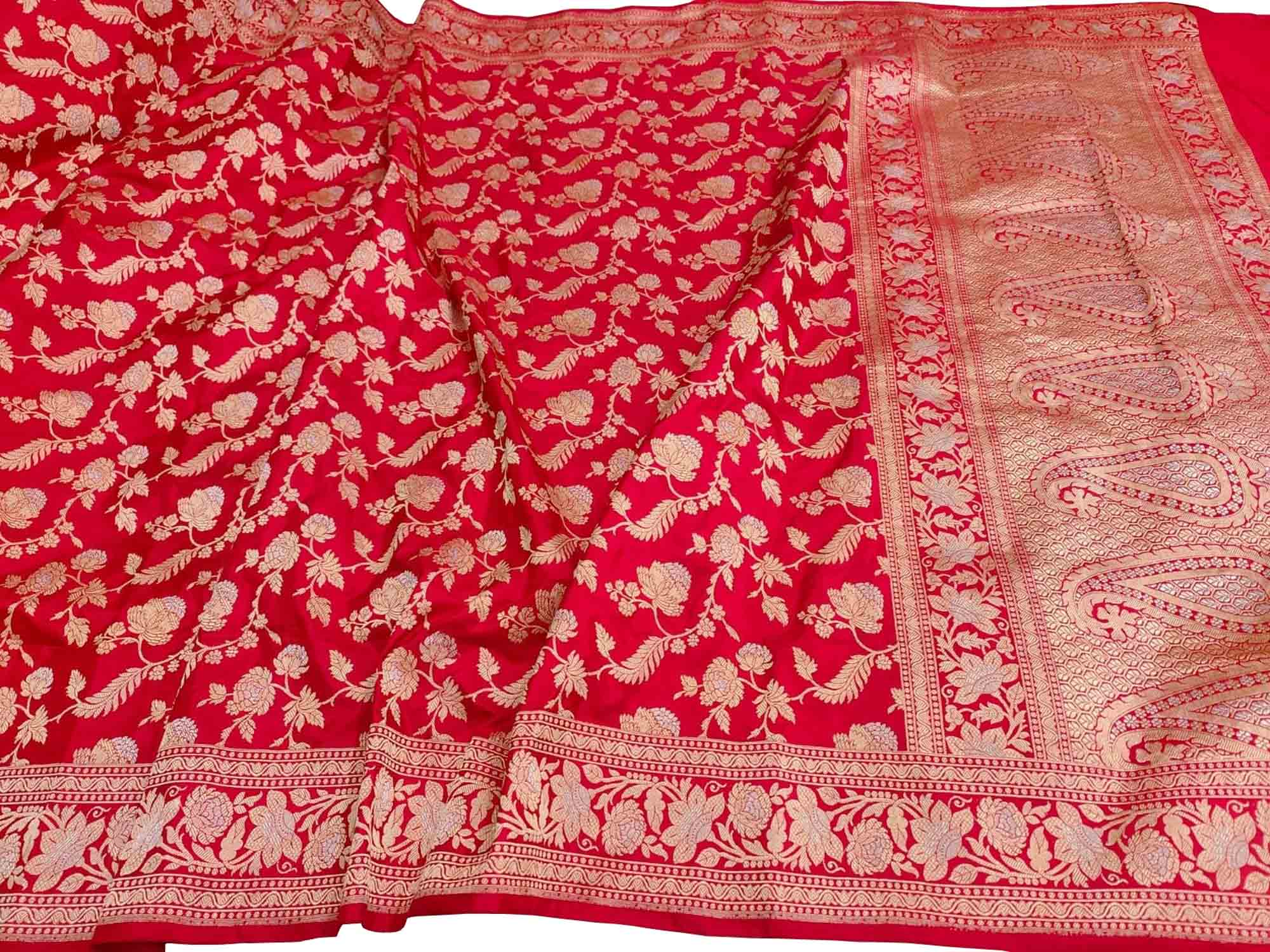 Exquisite Red Handloom Banarasi Katan Silk Saree - Luxurion World