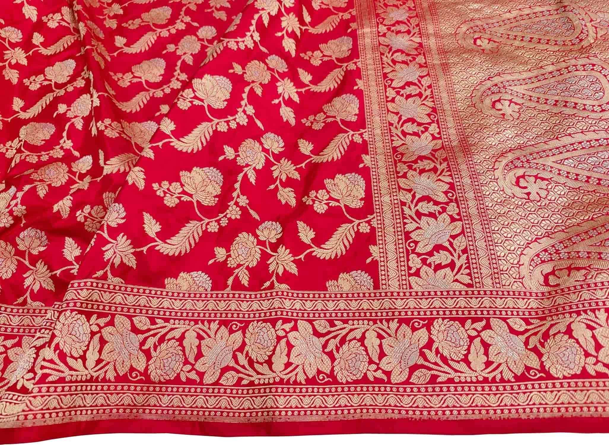 Exquisite Red Handloom Banarasi Katan Silk Saree - Luxurion World