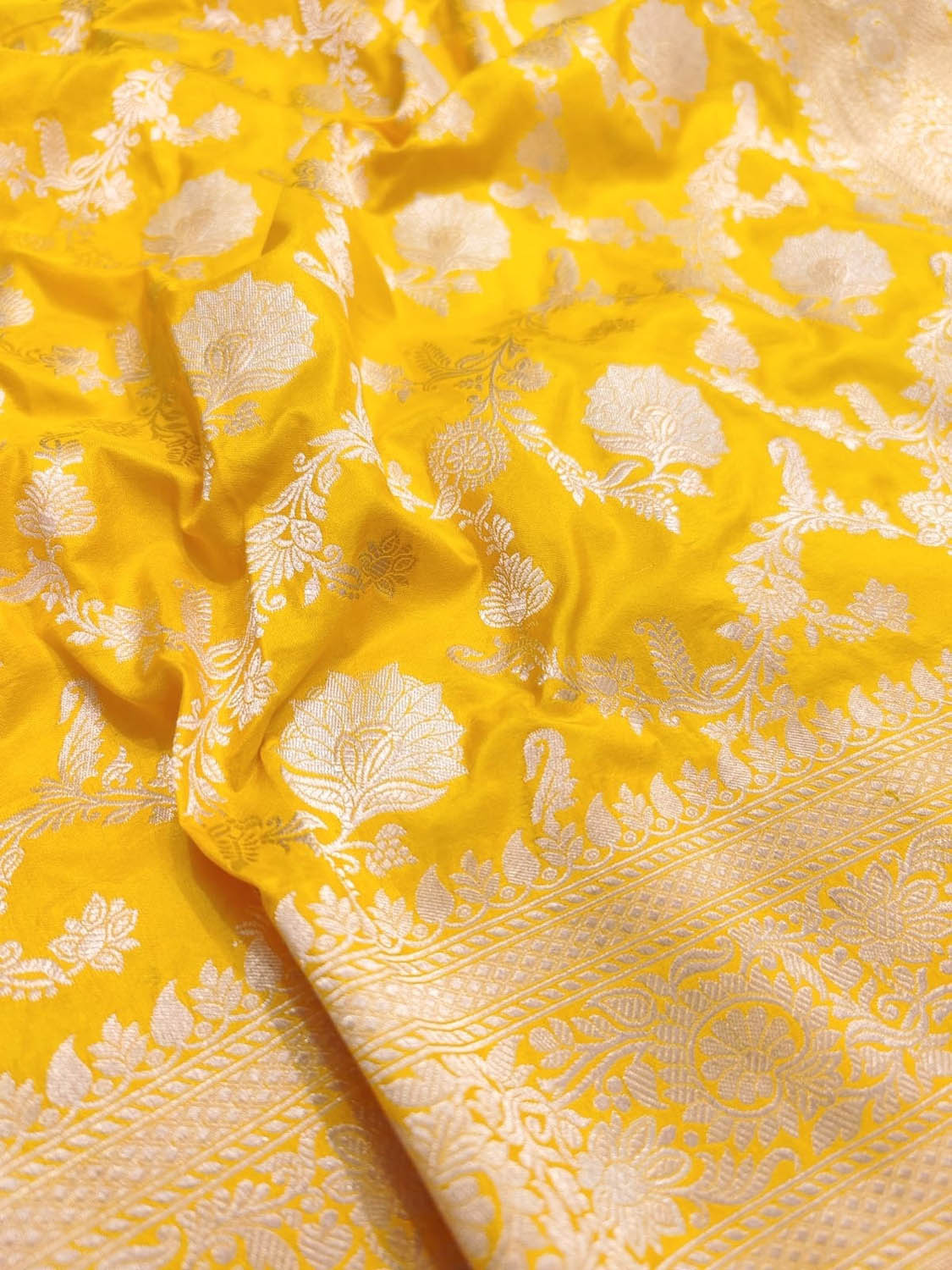 Yellow Handloom Banarasi Katan Silk Saree - Luxurion World