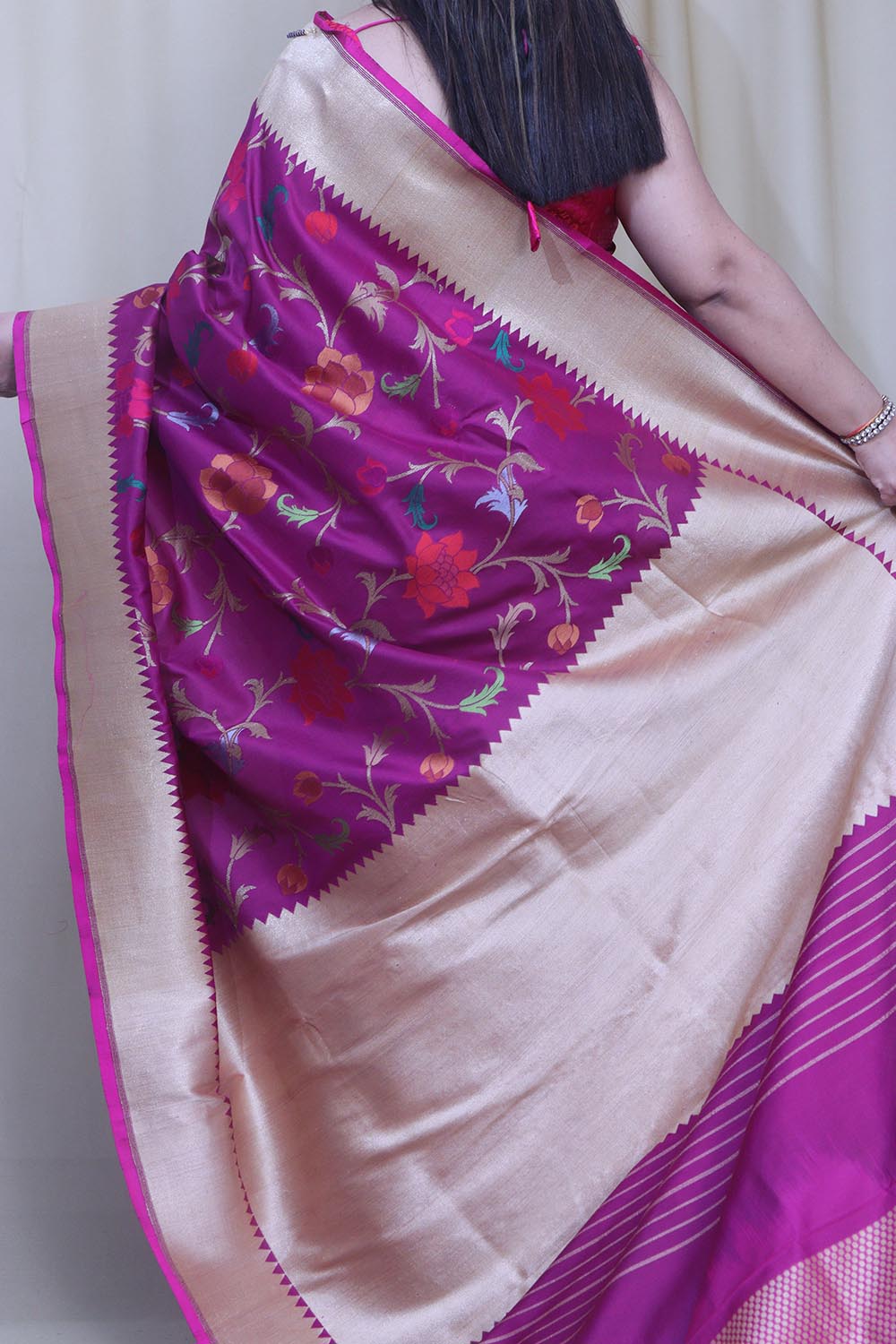 Exquisite Purple Banarasi Handloom Pure Katan Silk Meenakari Saree - Luxurion World