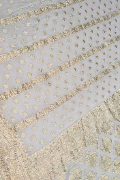 Stunning Dyeable Handloom Banarasi Pure Georgette Saree - Luxurion World