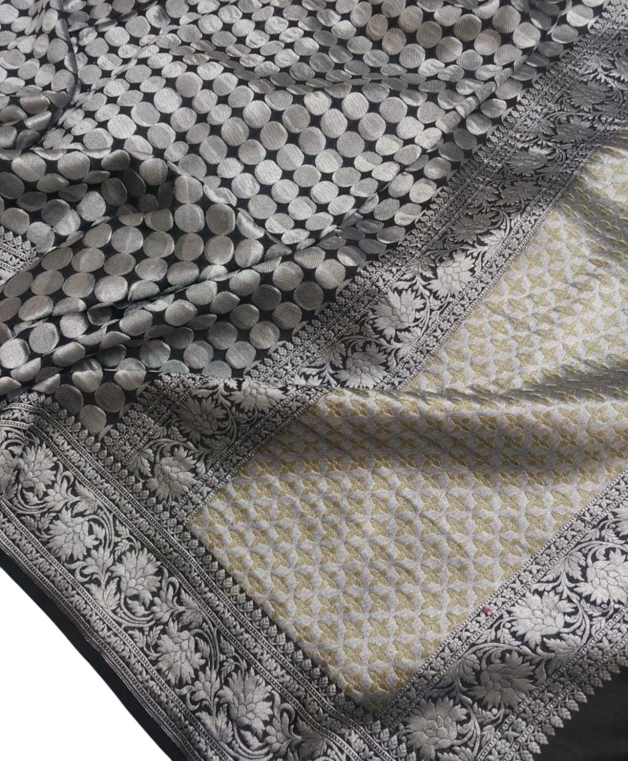 Black Handloom Banarasi Pure Georgette Flower Design Border Saree - Luxurion World