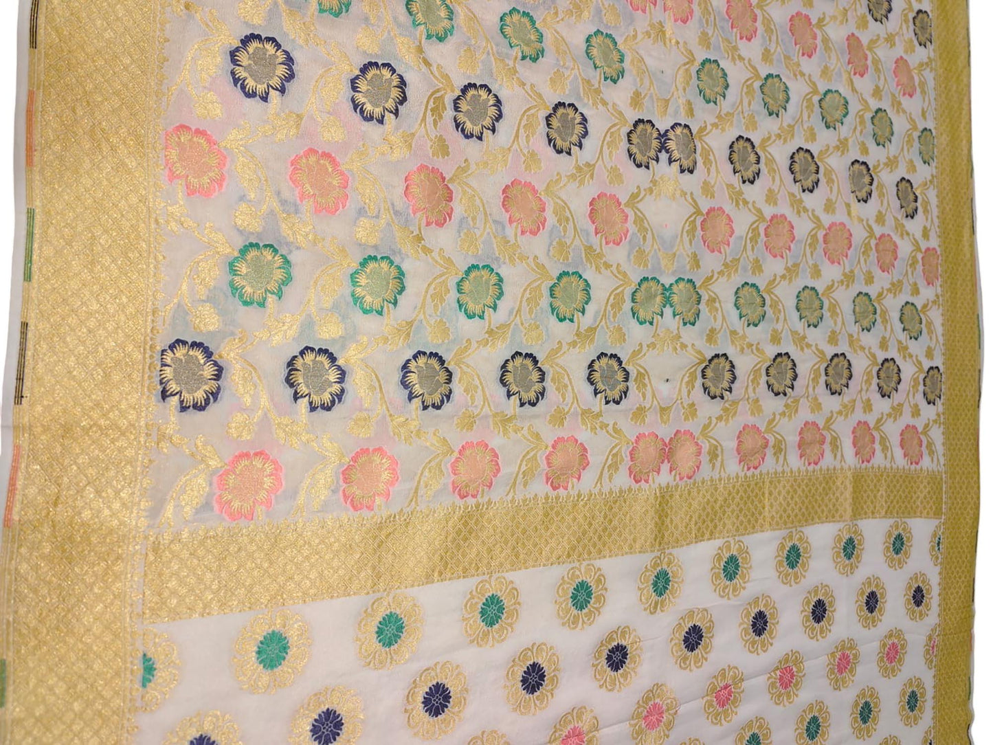 Exquisite Dyeable Flower Design Banarasi Handloom Pure Georgette Silk Meenakari Saree - Luxurion World