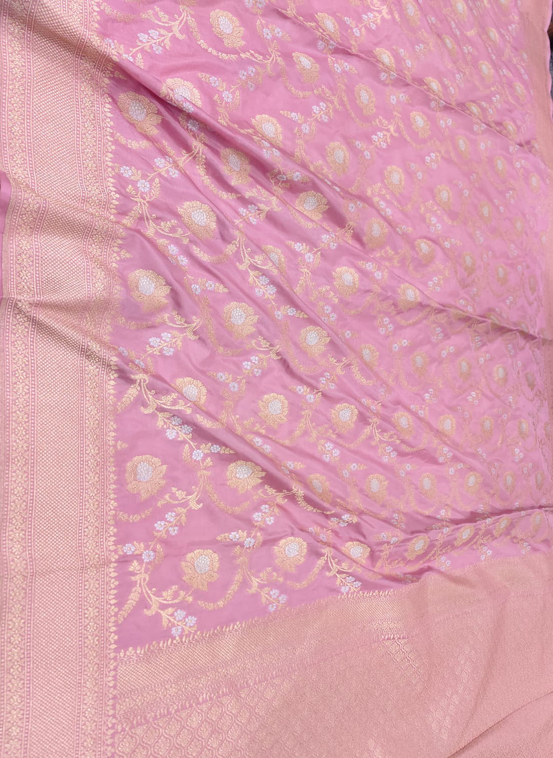 Pink Banarasi Handloom Pure Katan Silk Sona Roopa Jaal Work Saree - Luxurion World