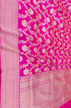 Pink Banarasi Handloom Pure Katan Silk Jaal Work Flower Design Saree - Luxurion World