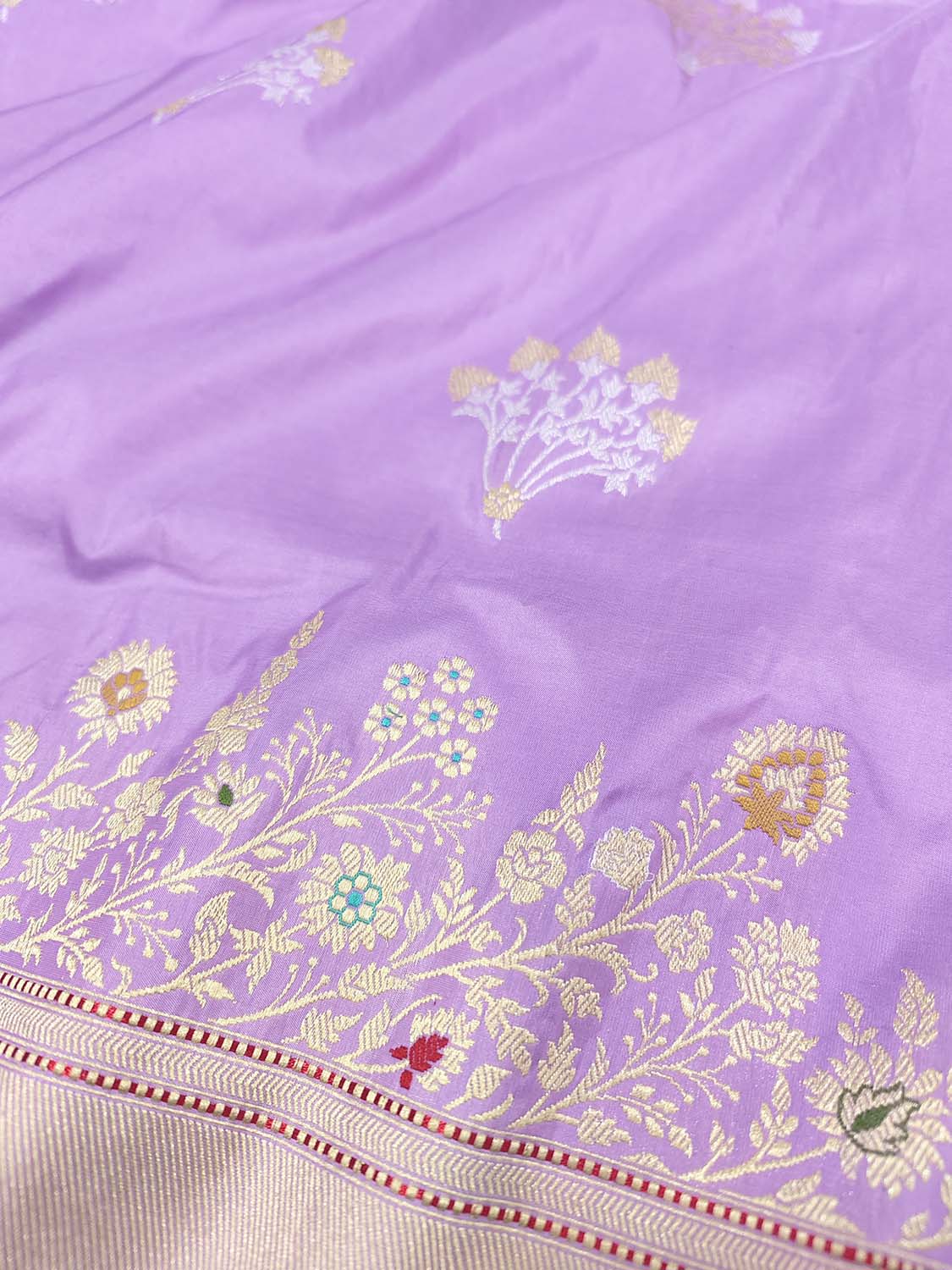 Purple Banarasi Handloom Pure Katan Silk Sona Roopa Flower Design Saree - Luxurion World