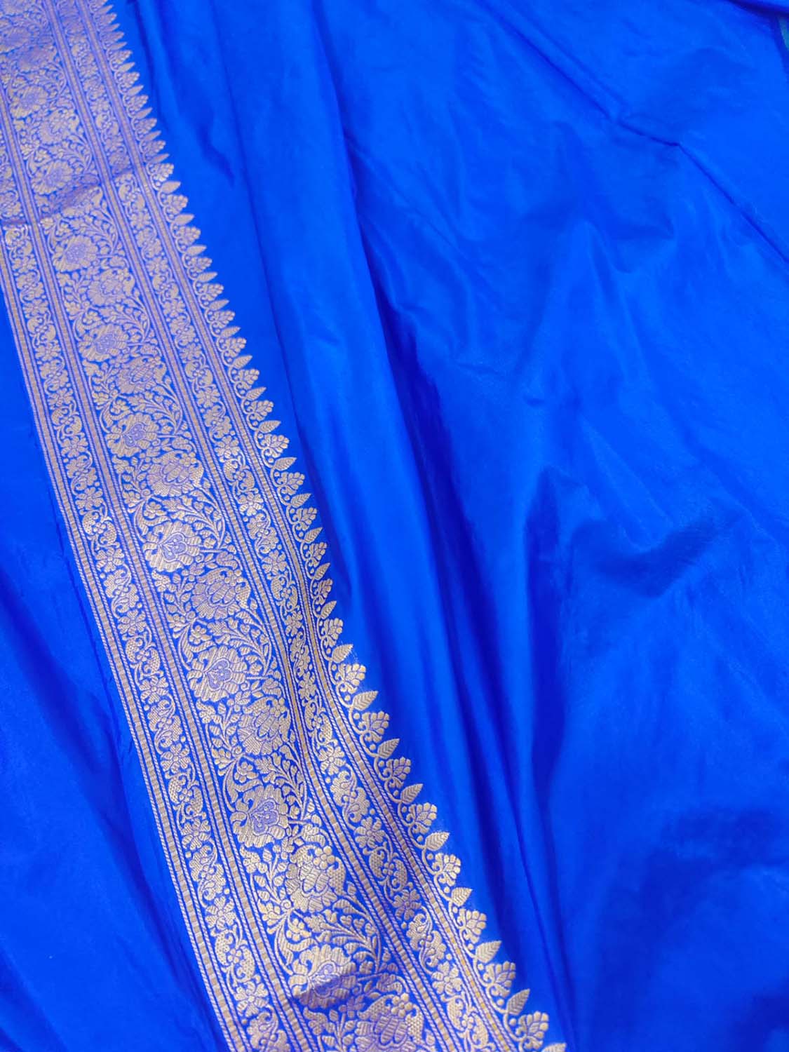 Blue Banarasi Handloom Pure Katan Silk Kadwa Tanchui Brocade Saree - Luxurion World