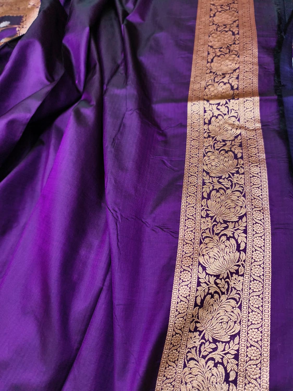 Purple Banarasi Handloom Pure Mashru Silk Meenakari Saree - Luxurion World