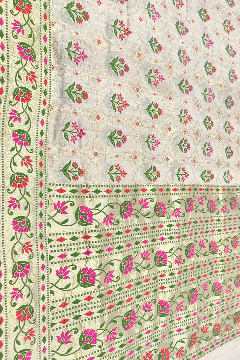 Dyeable Banarasi Handloom Pure Tussar Silk Meenakari Saree - Luxurion World