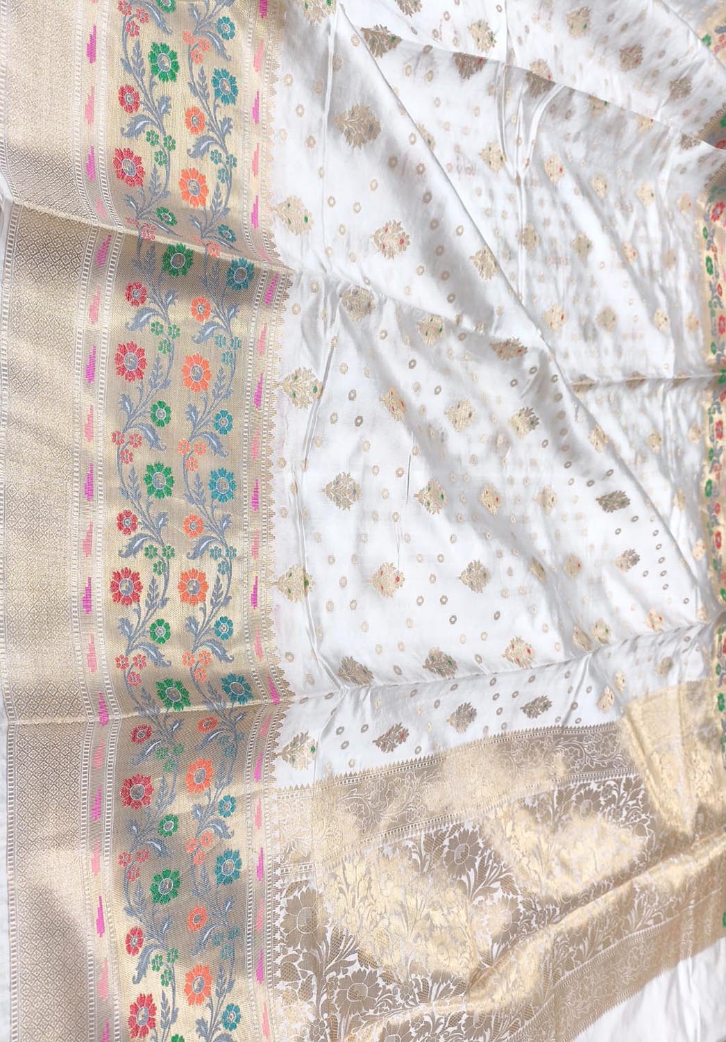 Dyeable Banarasi Handloom Pure Dupion Silk Saree - Luxurion World