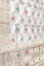 Dyeable Banarasi Handloom Pure Dupion Silk Flower Design Saree - Luxurion World