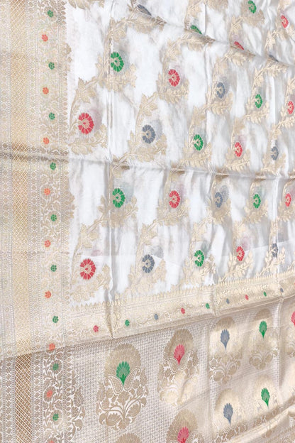 Dyeable Banarasi Handloom Pure Dupion Silk Flower Design Saree - Luxurion World