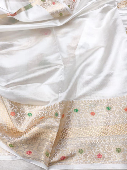 Dyeable Banarasi Handloom Pure Dupion Silk Flower Design Saree - Luxurion World