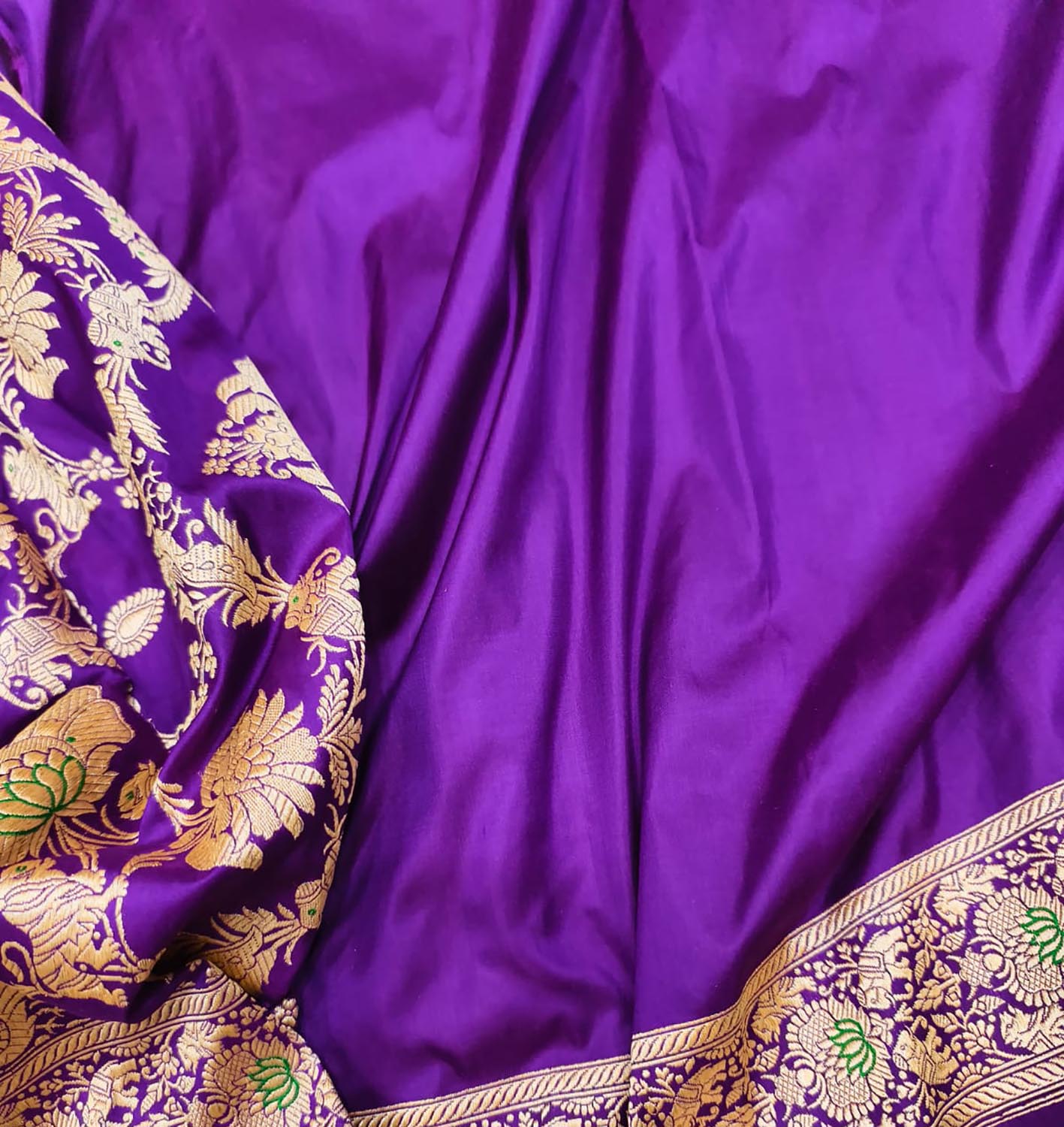 Purple Handloom Banarasi Pure Katan Silk Flower Design Meenakari Saree - Luxurion World