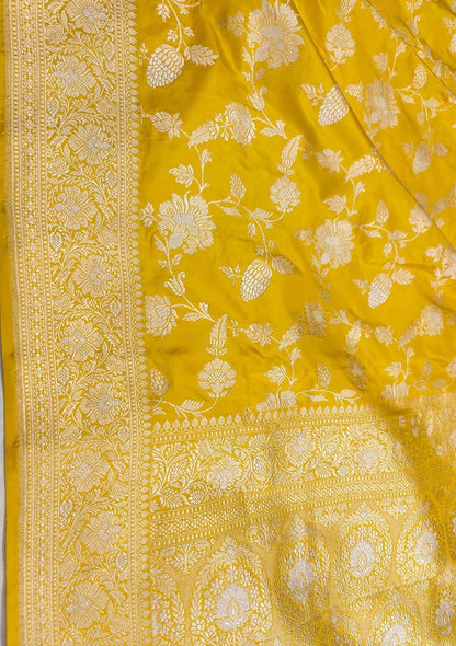 Yellow Handloom Banarasi Pure Katan Silk Flower Design Saree - Luxurion World