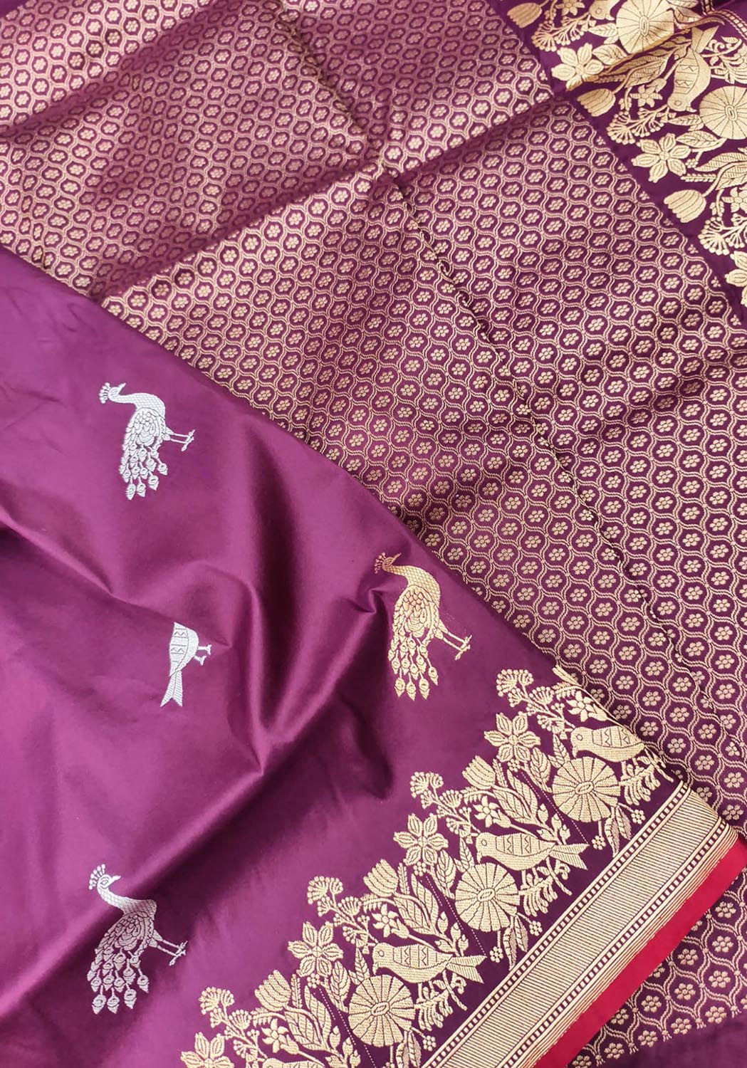 Exquisite Purple Handloom Banarasi Pure Katan Silk Bird Design Saree - Luxurion World