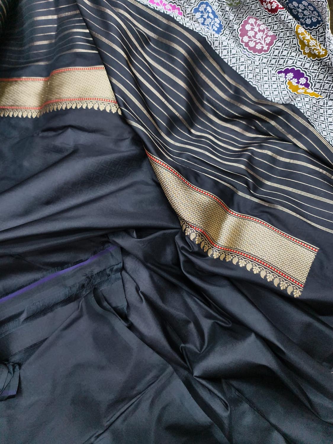 Multicolor Handloom Banarasi Pure Katan Silk Flower Design Meenakari Saree - Luxurion World