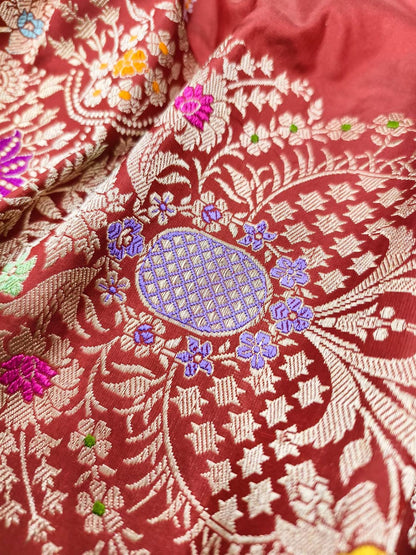 Elegant Maroon Handloom Banarasi Pure Katan Silk Meenakari Flower Design Saree - Luxurion World
