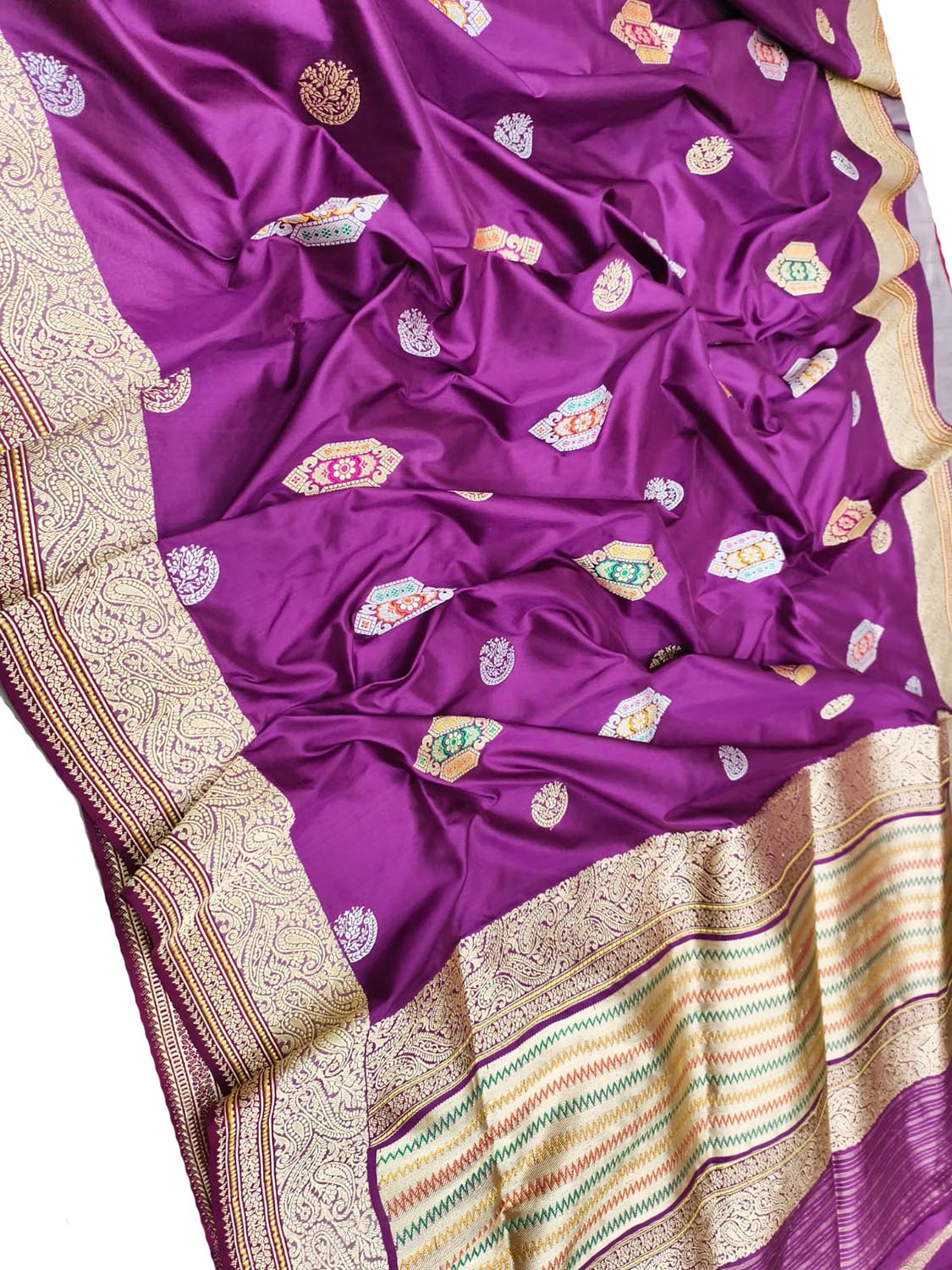 Exquisite Purple Handloom Banarasi Pure Katan Silk Meenakari Saree - Luxurion World